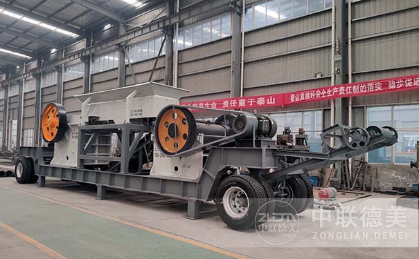 移動建筑垃圾破碎機(jī)